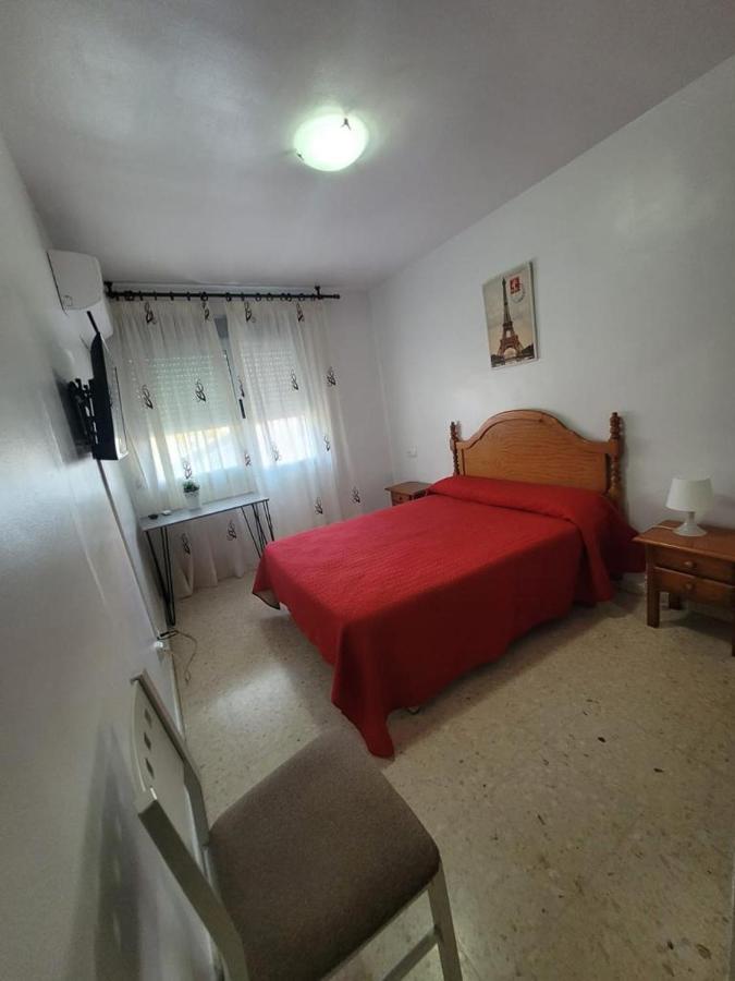 Hostal Mediterraneo Torre Del Mar Luaran gambar