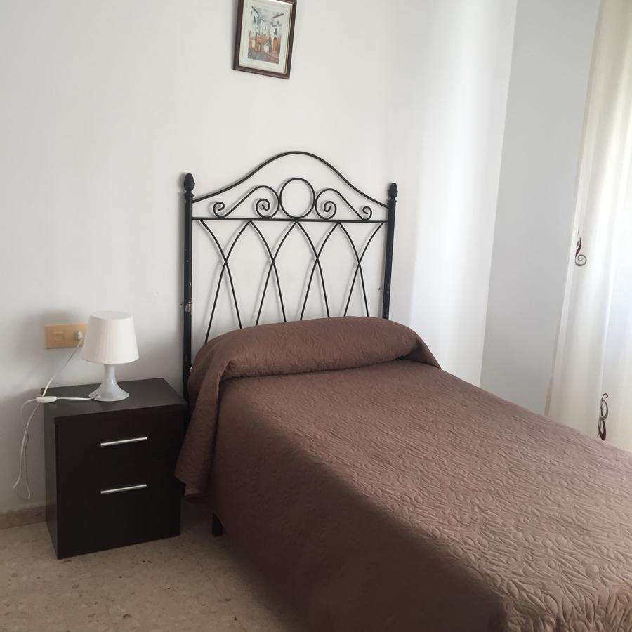 Hostal Mediterraneo Torre Del Mar Luaran gambar